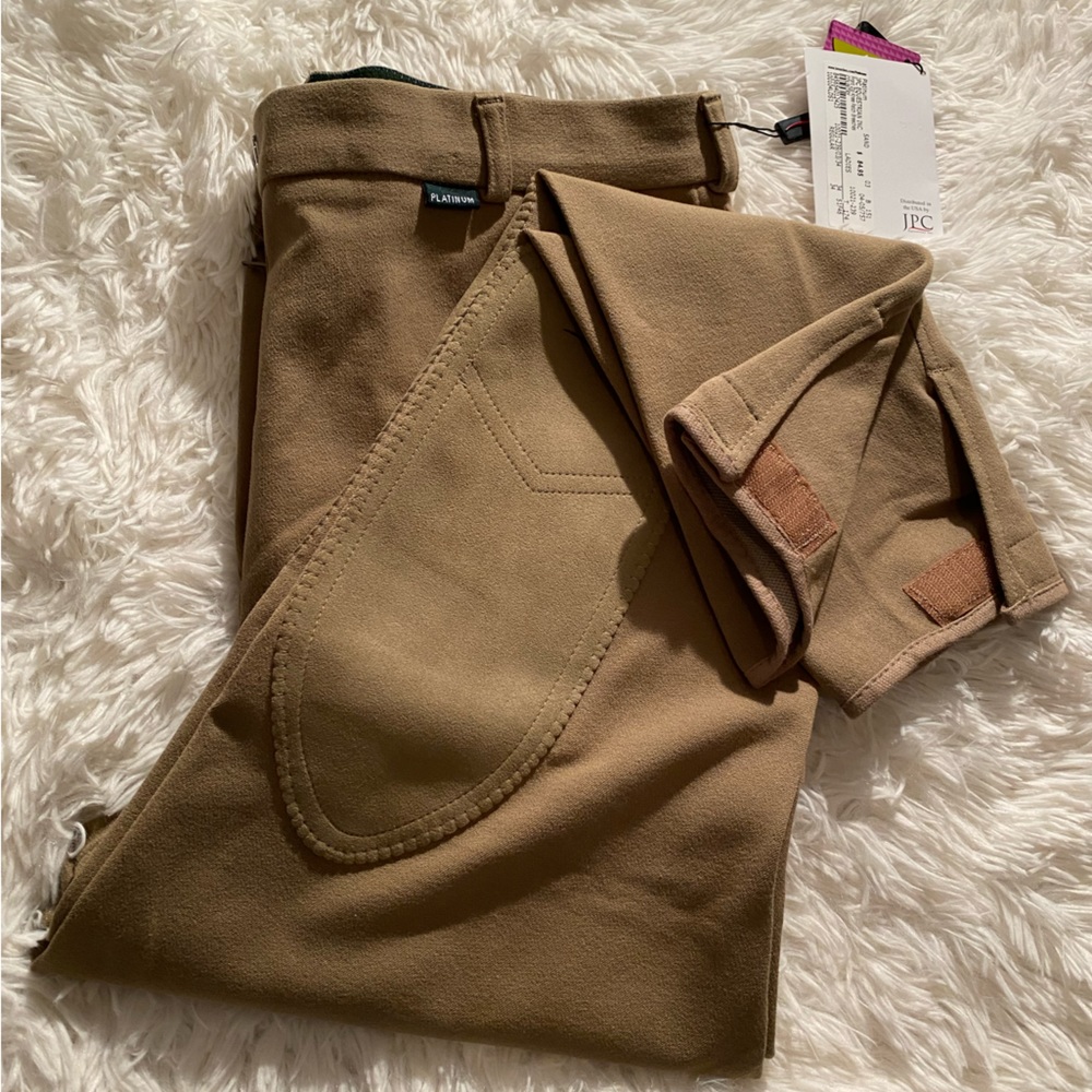 NWT Platinum women’s Lycra tan breeches, size 34.